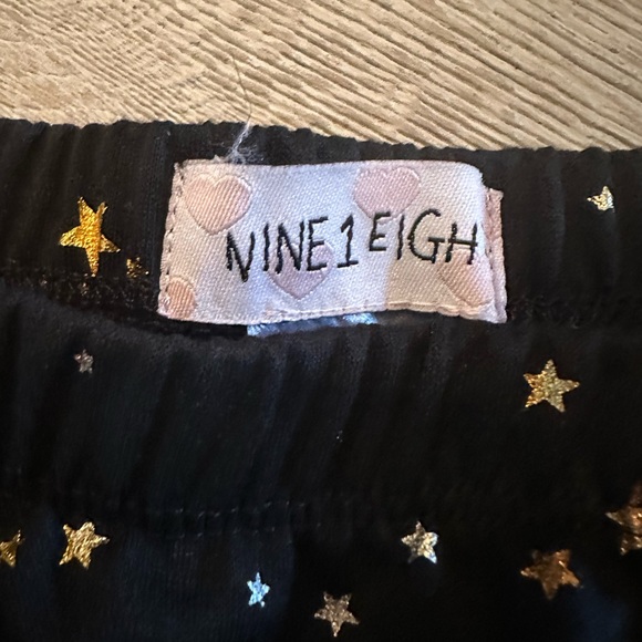 Nine 1 Eight adorable layered Skirt size kids large - Picture 4 of 7